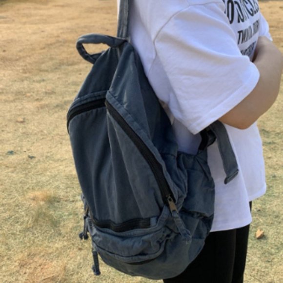 Large-capacity travel rucksack size L